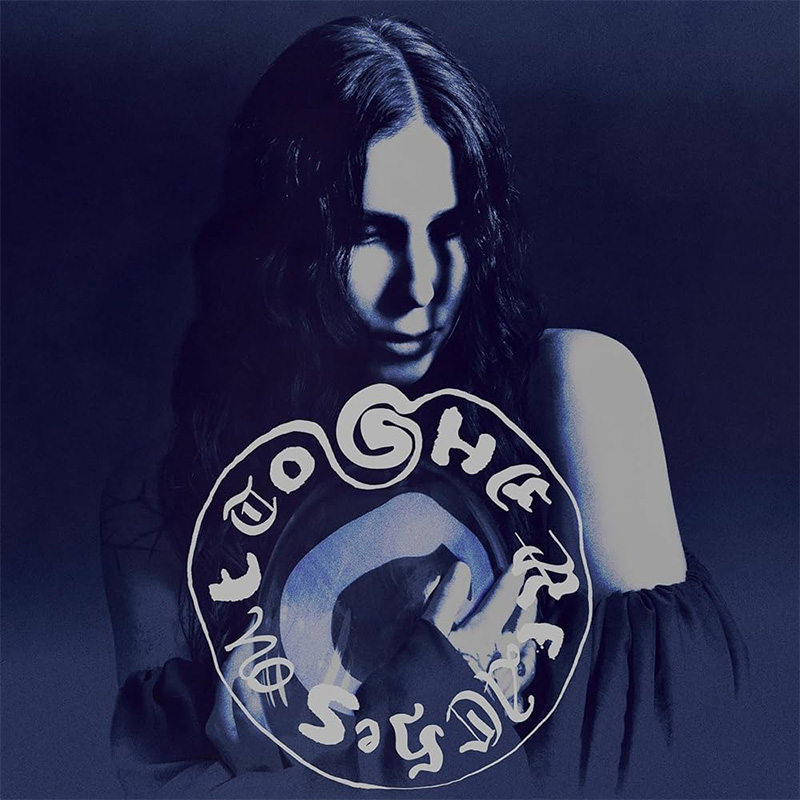 Chelsea Wolfe – She reaches out to she reaches out to she (rock gothique)